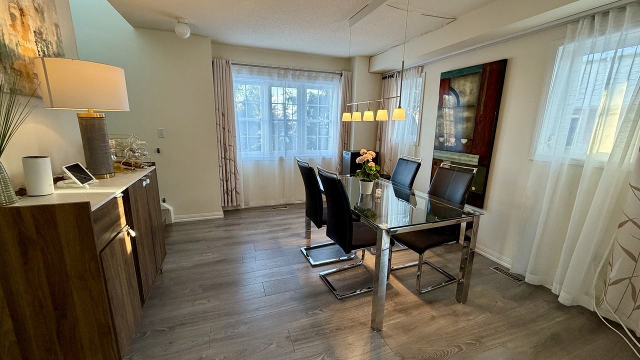 3030 Breakwater Court - Photo 6 of 35