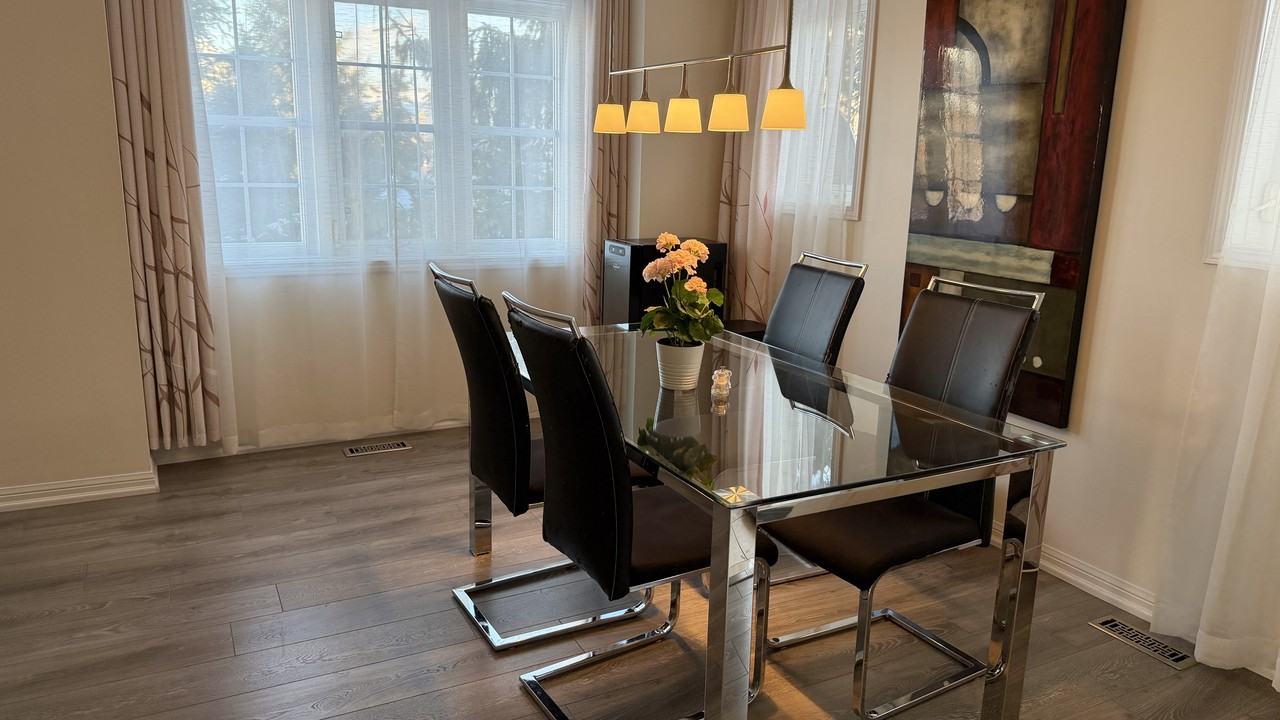 3030 Breakwater Court - Photo 7 of 35