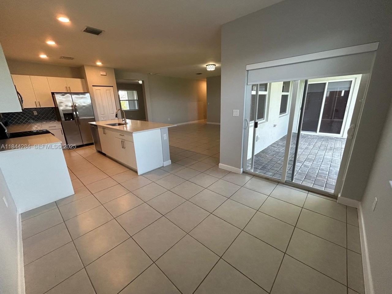 16740 Southwest 290th Lane - Photo 2 of 29