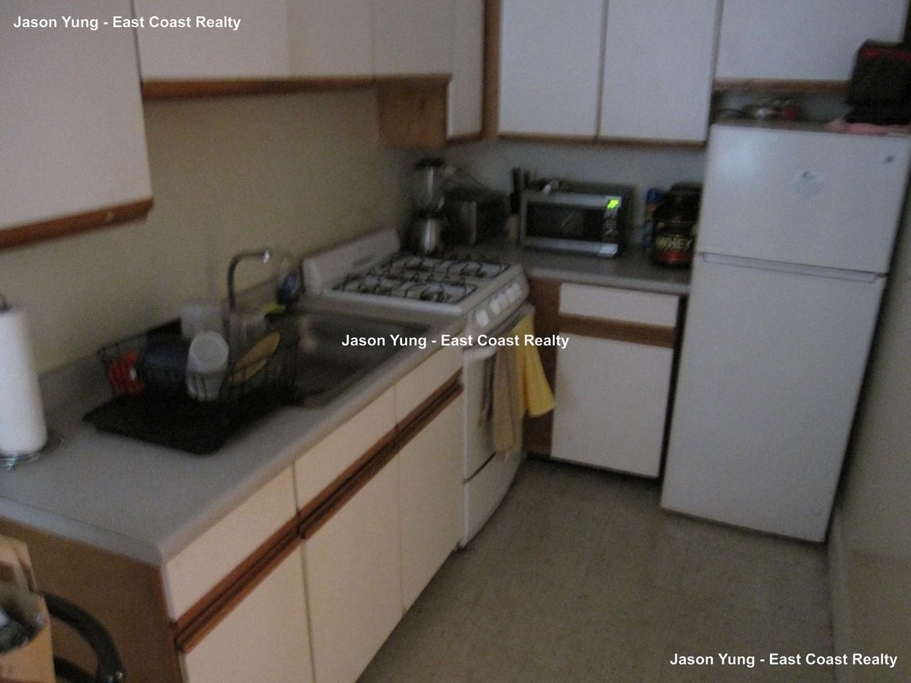 220 Kelton St #20 - Photo 2 of 9