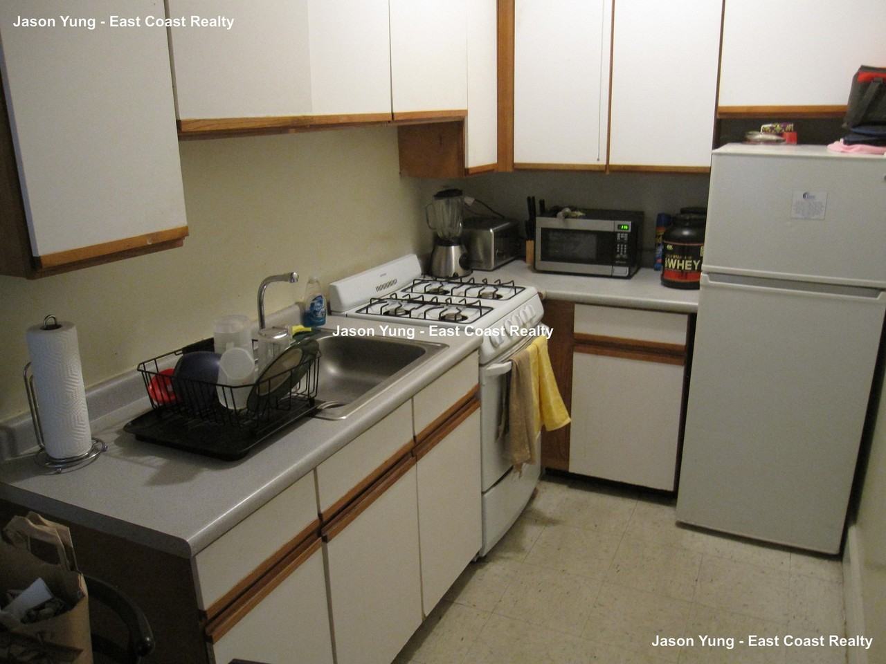 220 Kelton St #20 - Photo 4 of 9