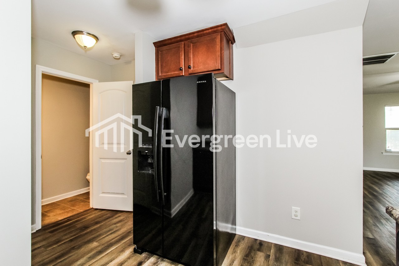 384 Union Station Way - Photo 5 of 15