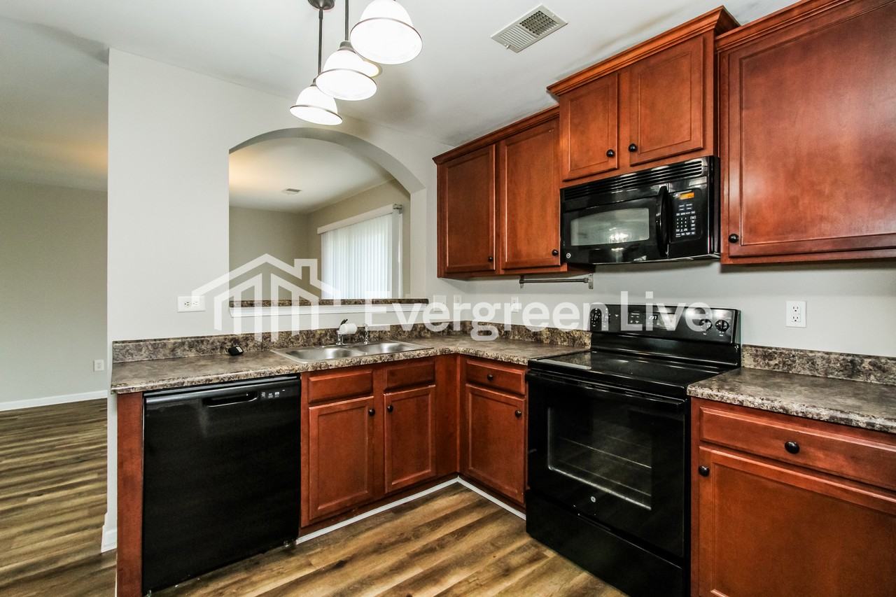 384 Union Station Way - Photo 6 of 15