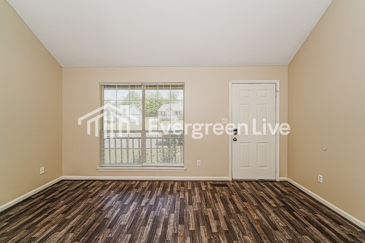 6704 Brittany Pl - Photo 3 of 15