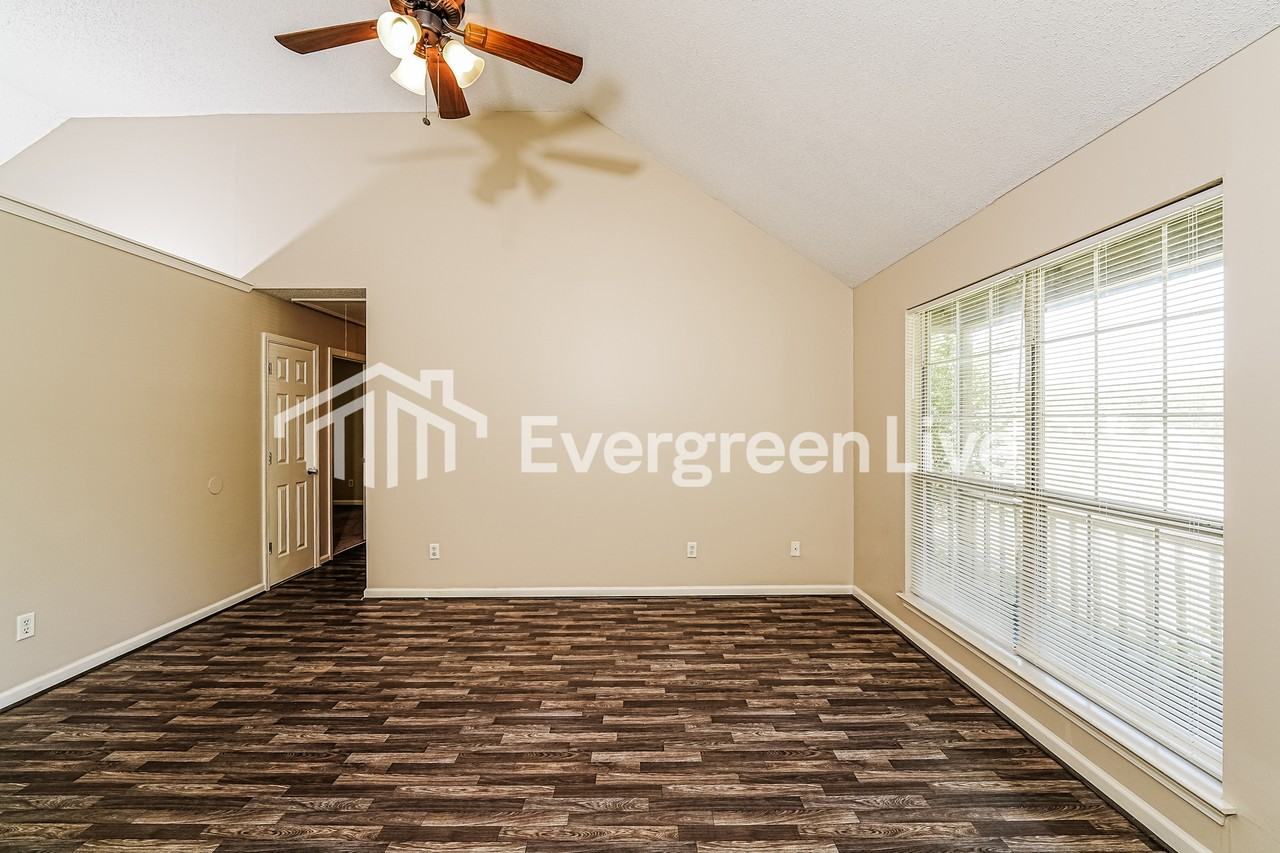 6704 Brittany Pl - Photo 4 of 15