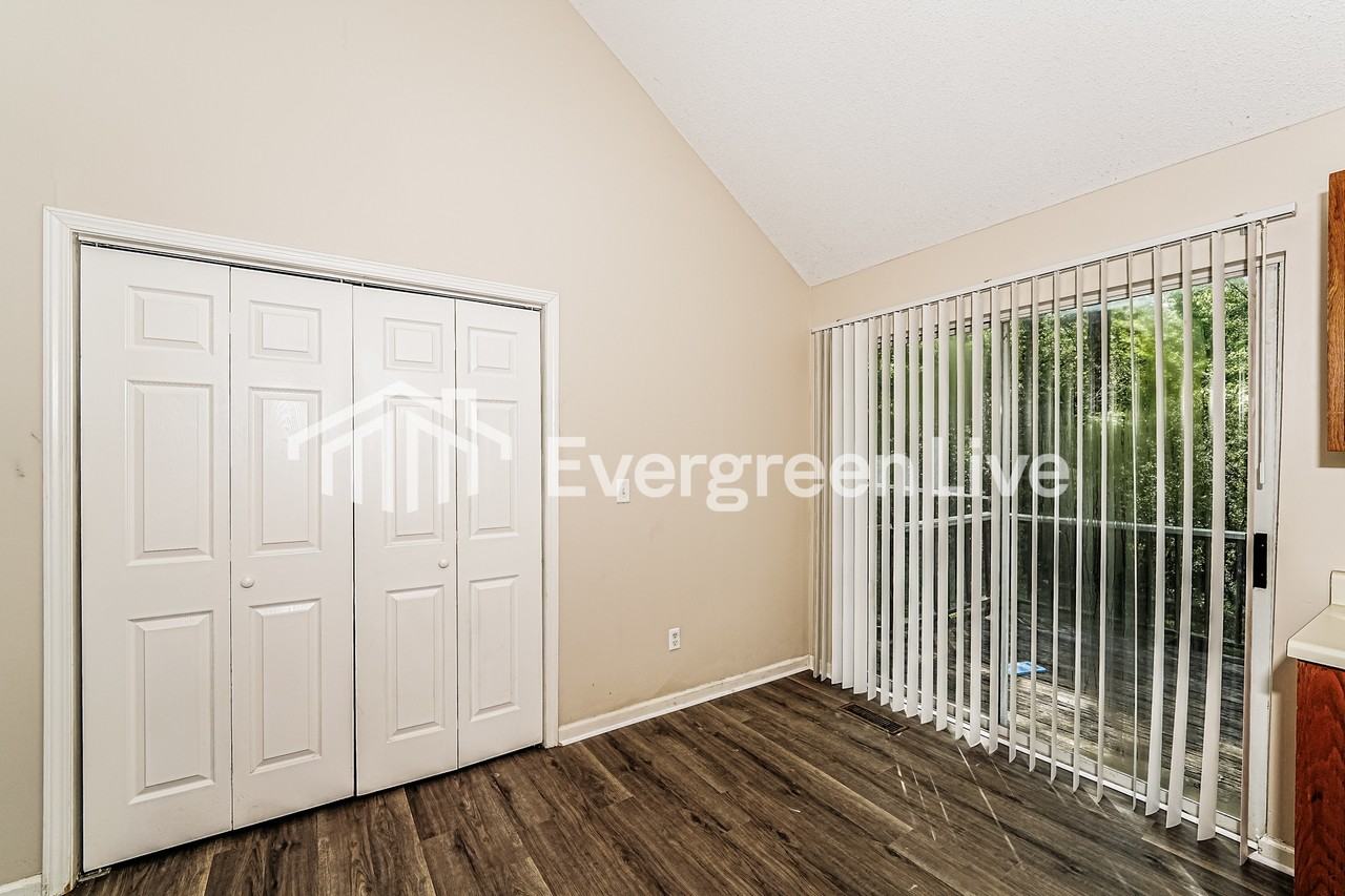 6704 Brittany Pl - Photo 5 of 15