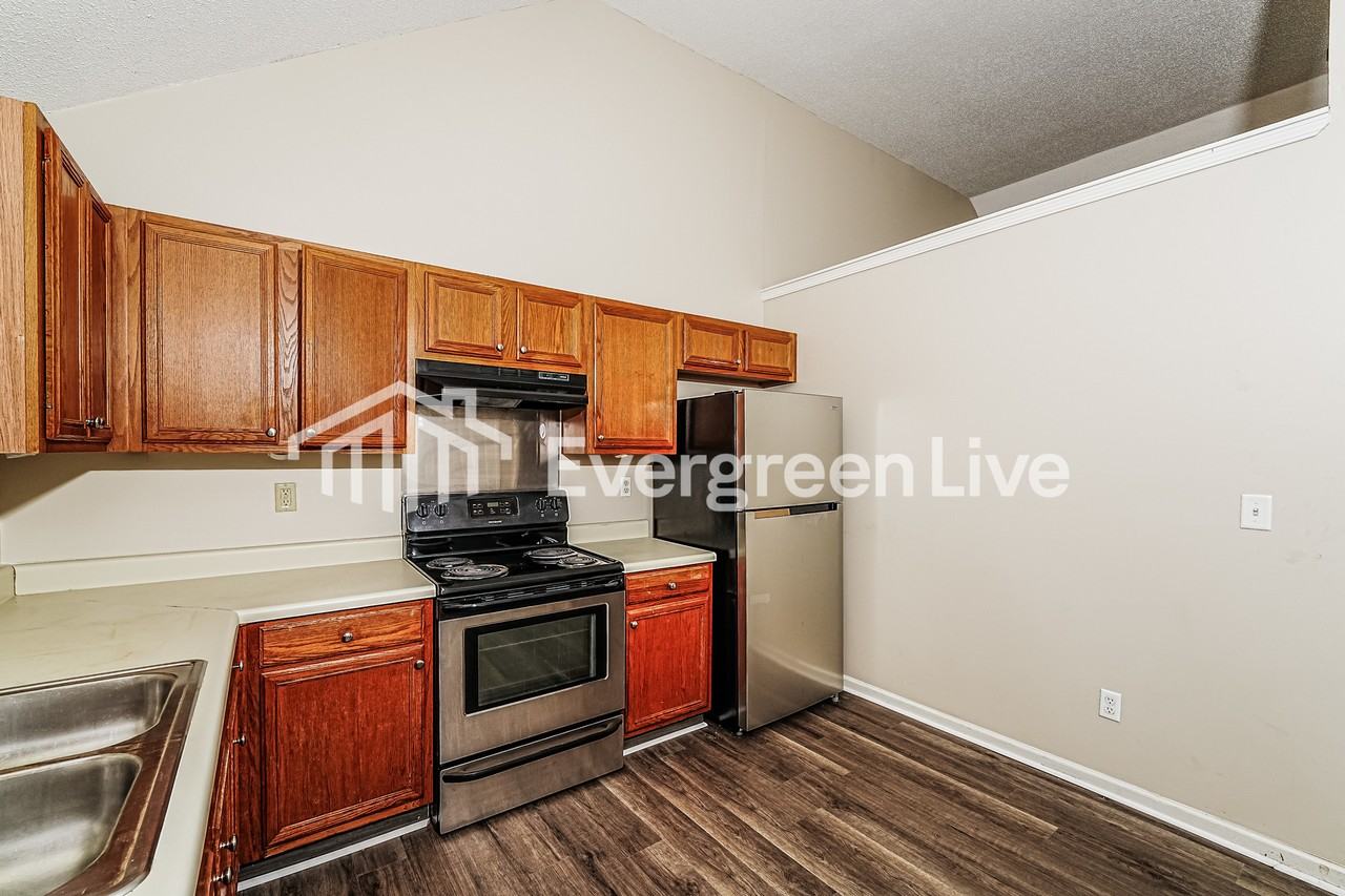 6704 Brittany Pl - Photo 6 of 15