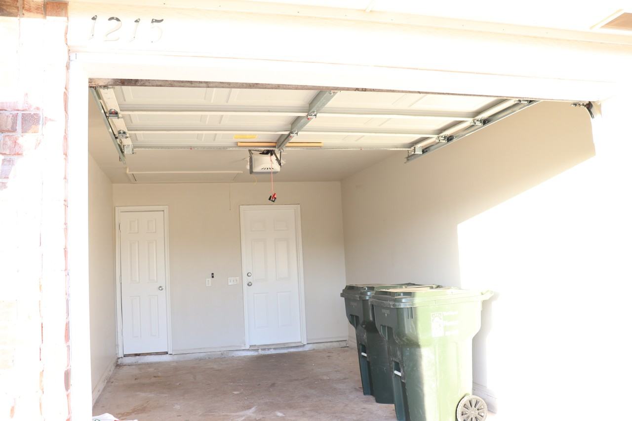 1215 Eastgate Dr #1215 - Photo 2 of 16