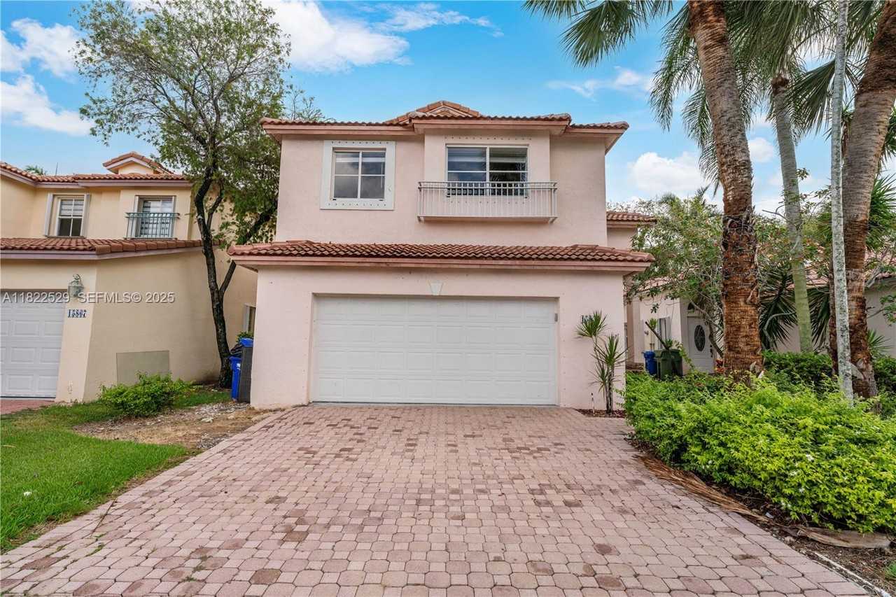 15857 16th Street - Photo 7 of 10