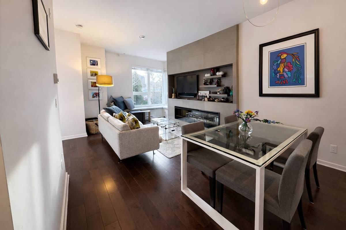 2229 Southside Drive - Photo 3 of 20