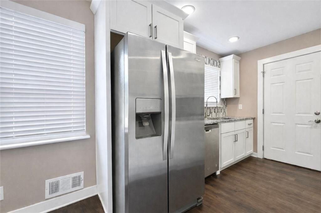 1291 Lorenzo Dr Sw - Photo 6 of 20