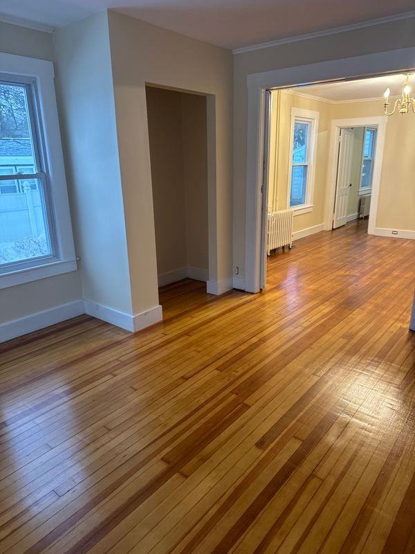 79 Meadow St - Photo 6 of 11