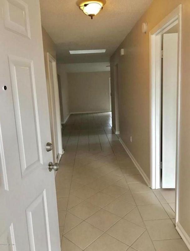 12321 Mastin Cove Rd - Photo 3 of 8