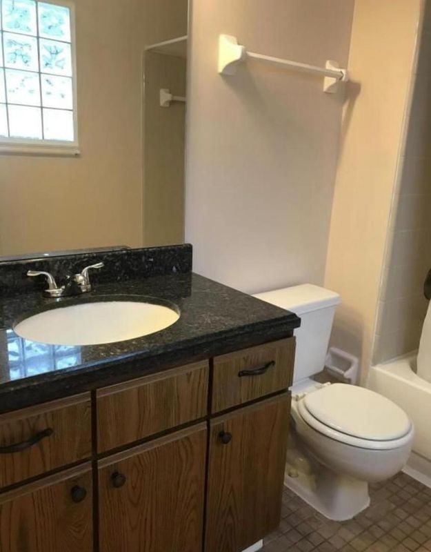 12321 Mastin Cove Rd - Photo 6 of 8