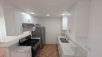 featured image of 1422 Peckham St ##A