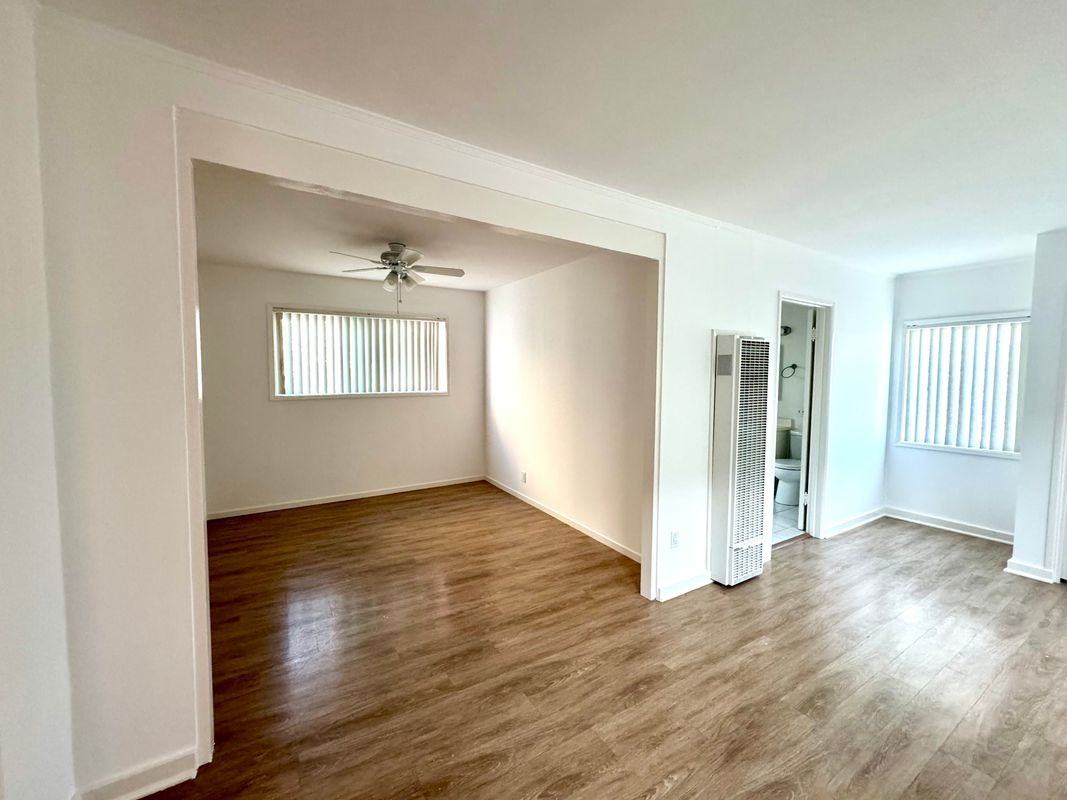 1202 2nd St - Photo 3 of 3