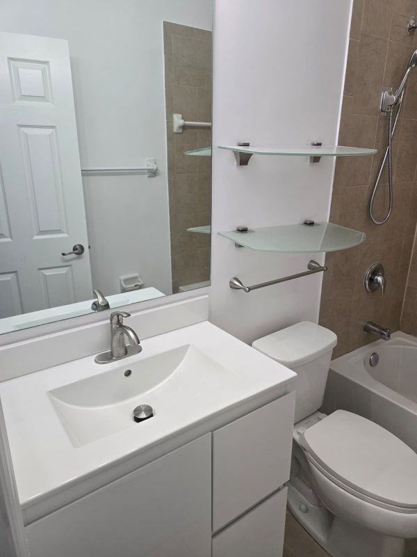 134 Se 28th Ter - Photo 5 of 6