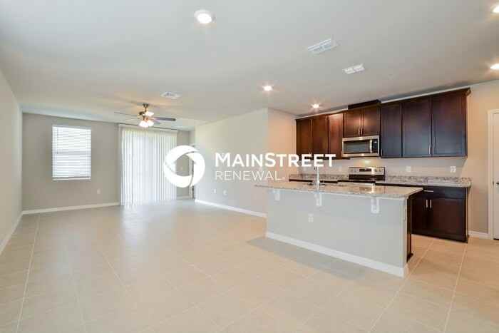5265 Luke Hammock St - Photo 2 of 16