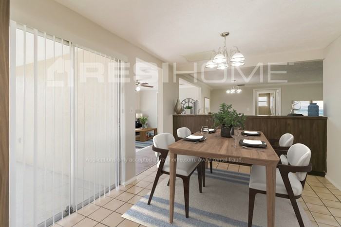 8726 Saint Regis Ln - Photo 4 of 17