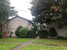 featured image of 835 7th Ave #7