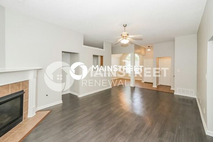 9135 Tremont Dr - Photo 3 of 16