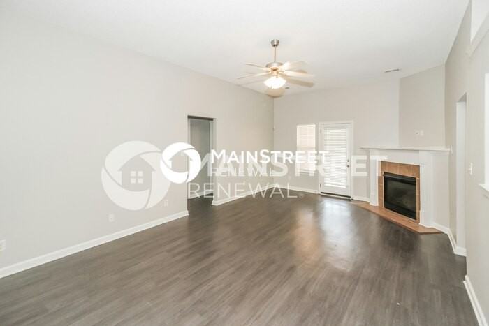 9135 Tremont Dr - Photo 4 of 16