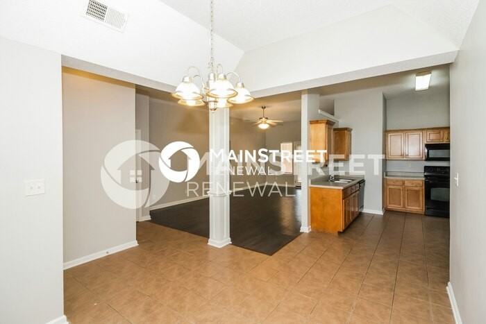 9135 Tremont Dr - Photo 5 of 16