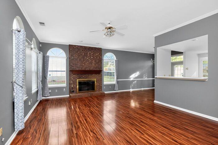 900 Gretna Green Dr - Photo 5 of 31