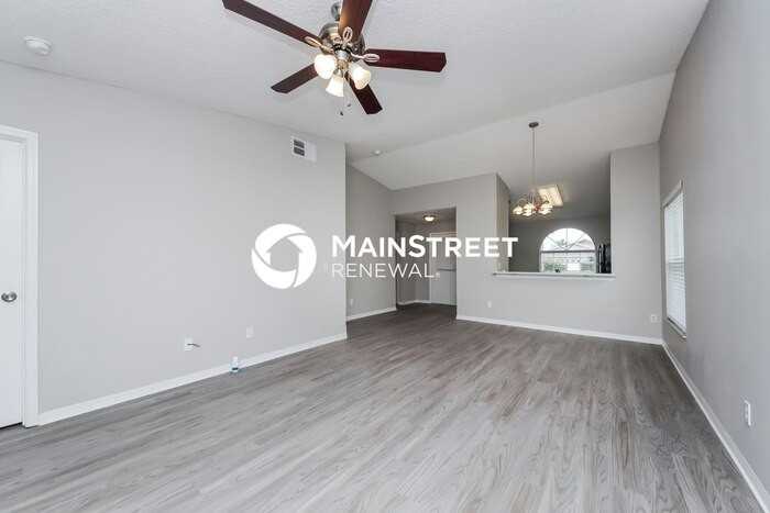 1512 Oak Hill Trl - Photo 5 of 16