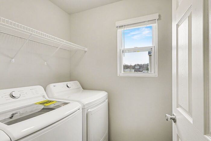1401 Ridgeview Dr - Photo 7 of 21