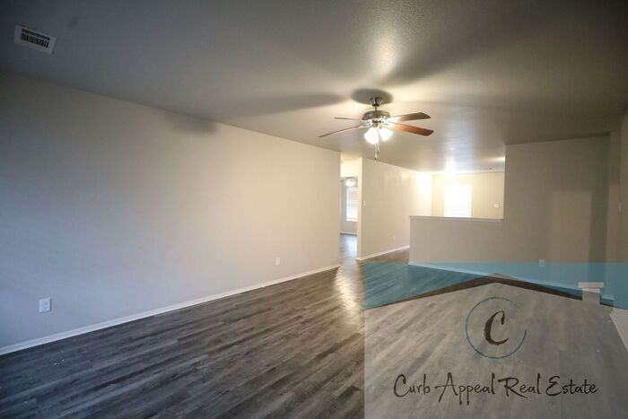 3717 Glitterman Dr - Photo 3 of 18