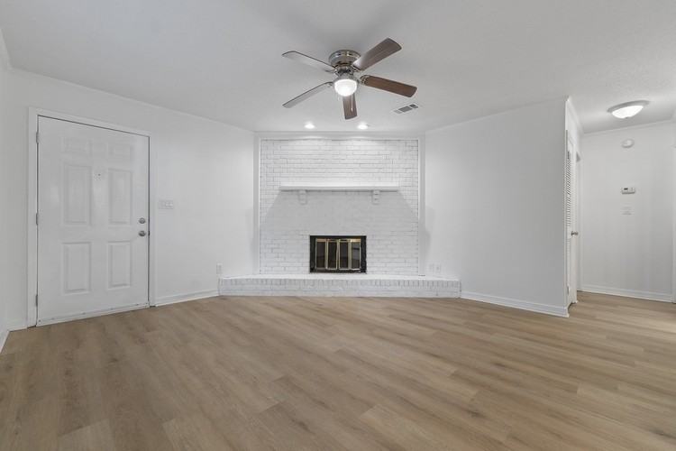 3340 Colonial Oaks Dr #2D - Photo 2 of 12