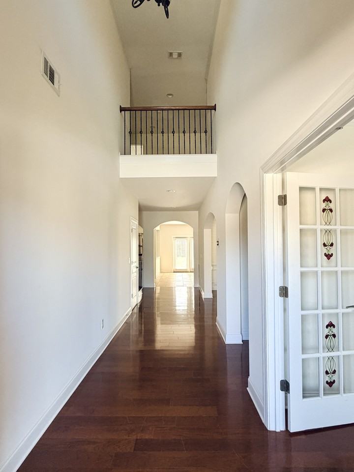 88 Dover Commons Dr #NA - Photo 2 of 40