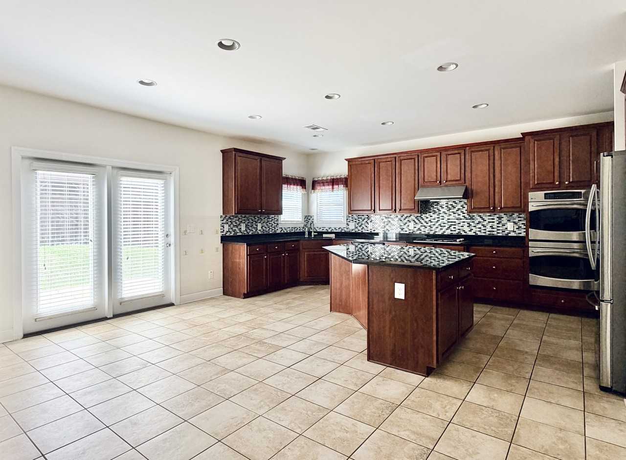 88 Dover Commons Dr #NA - Photo 7 of 40