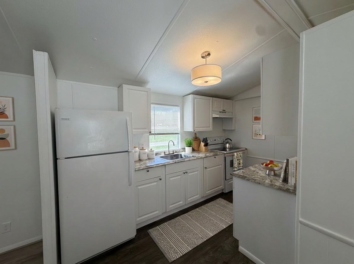 4865 Nw 27th St #NA - Photo 3 of 20