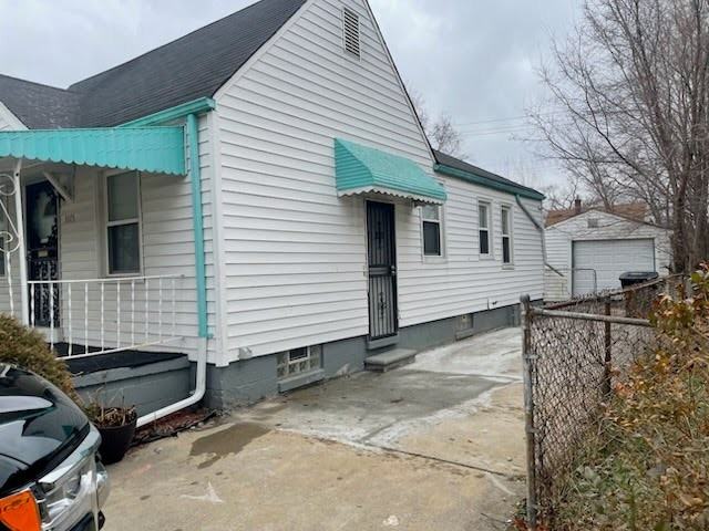 3575 S Ethel St #NA - Photo 3 of 20