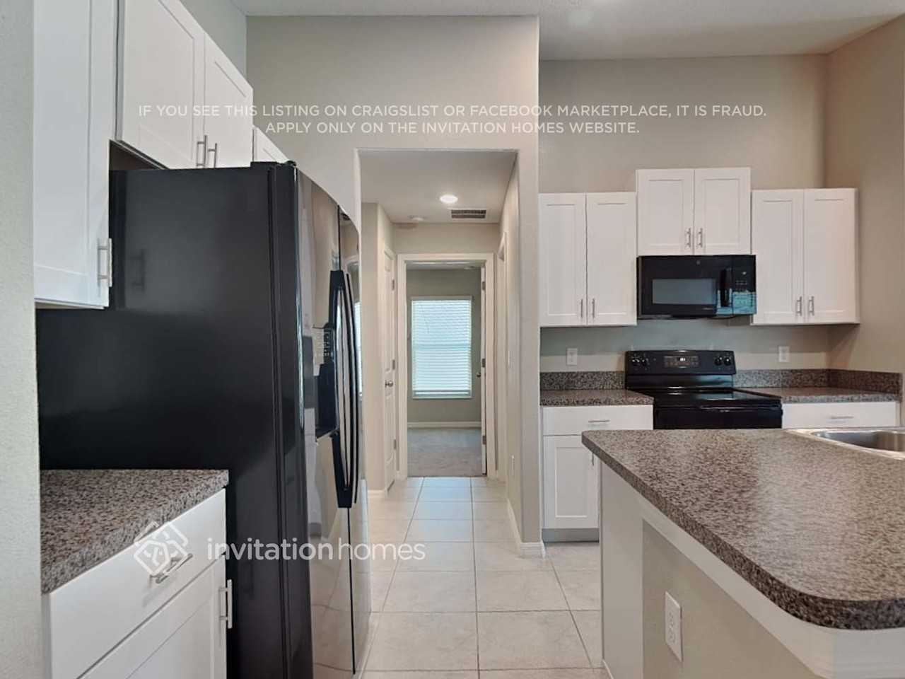 7112 Paradise Island Ct - Photo 5 of 18