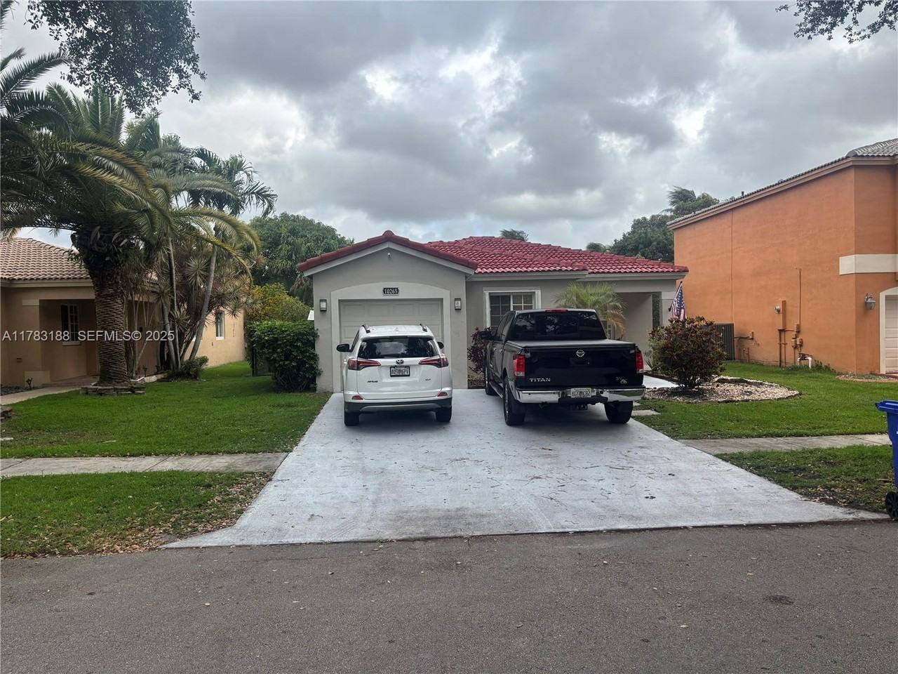 10265 Southwest 24th Court - Photo 6 of 12