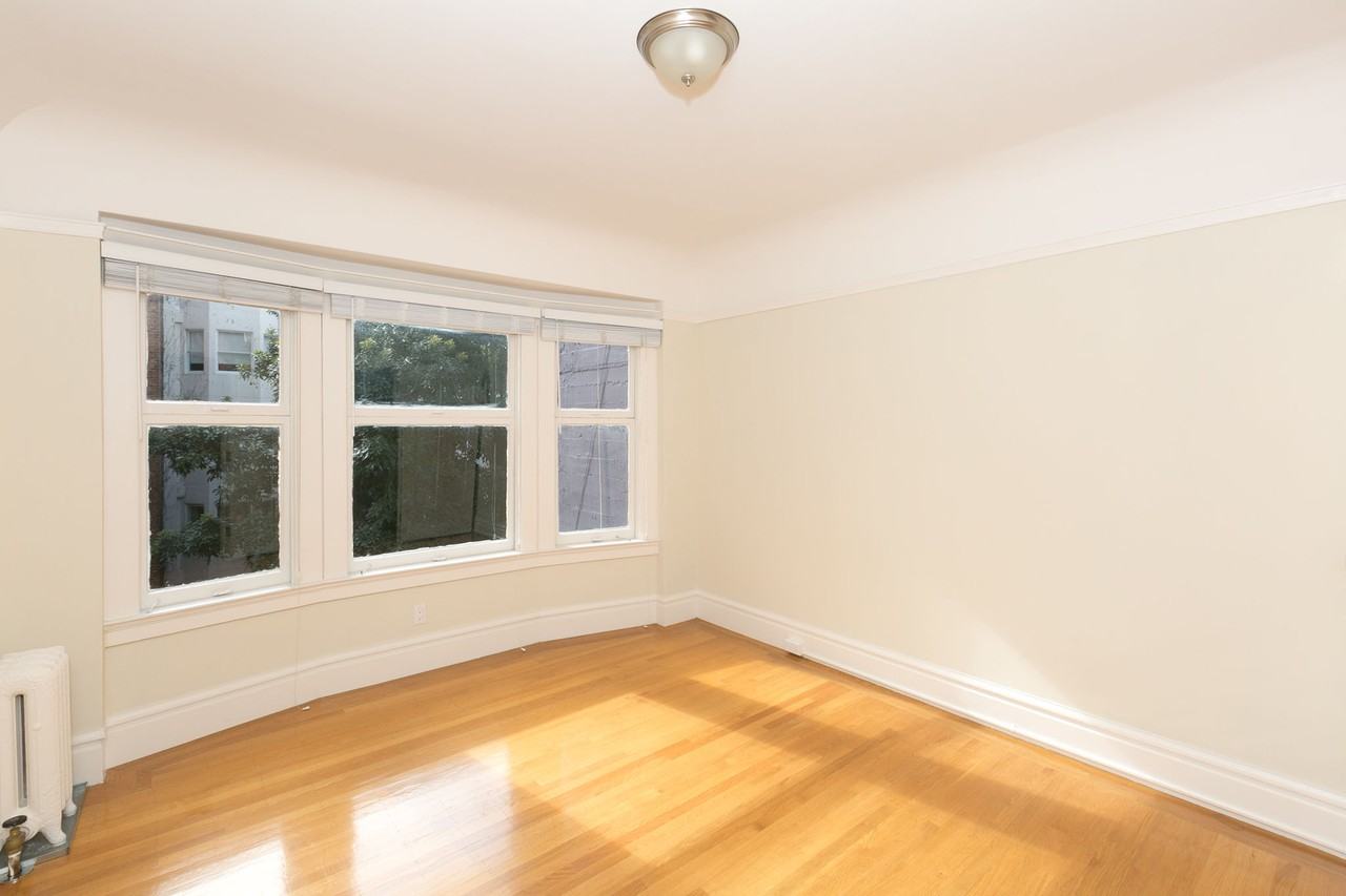 1025 Sutter - Photo 4 of 31