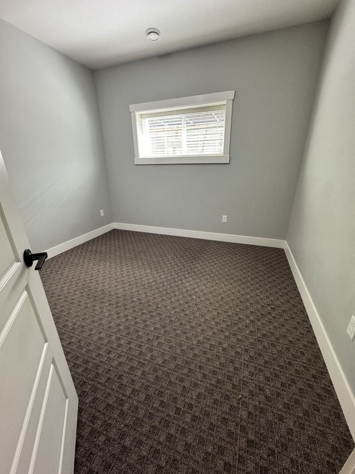 8409 Kimball Street - Photo 6 of 8