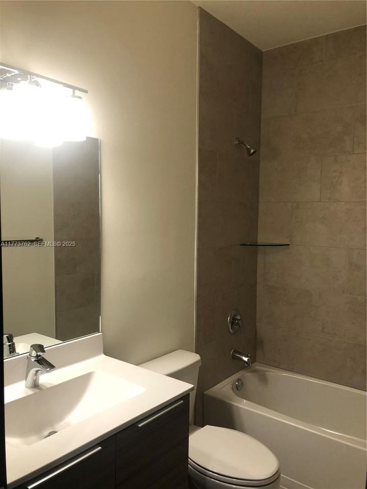 15668 Northwest 91st Court - Photo 3 of 20