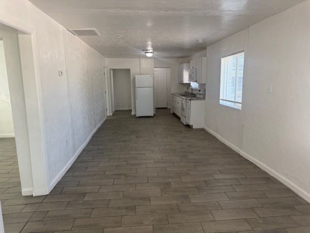 1226 W Sonora St #1 - Photo 3 of 15