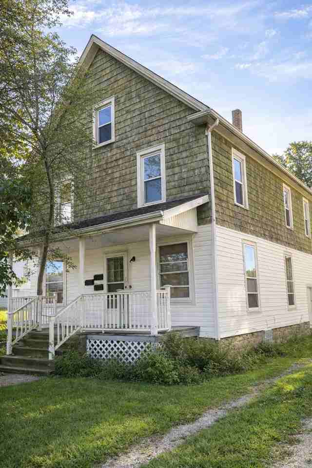 818 Broad St - Photo 4 of 4