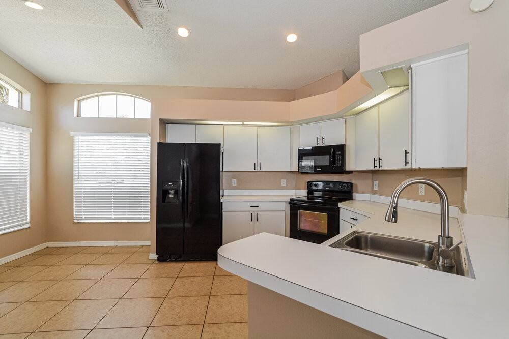 3100 Orchard Pl - Photo 6 of 16