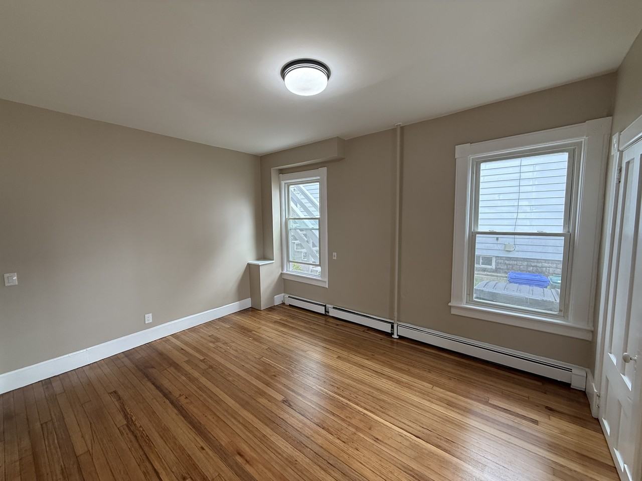 11 Osgood St #2 - Photo 5 of 12