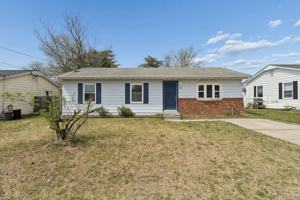 featured image of 30 Girard Ave #1