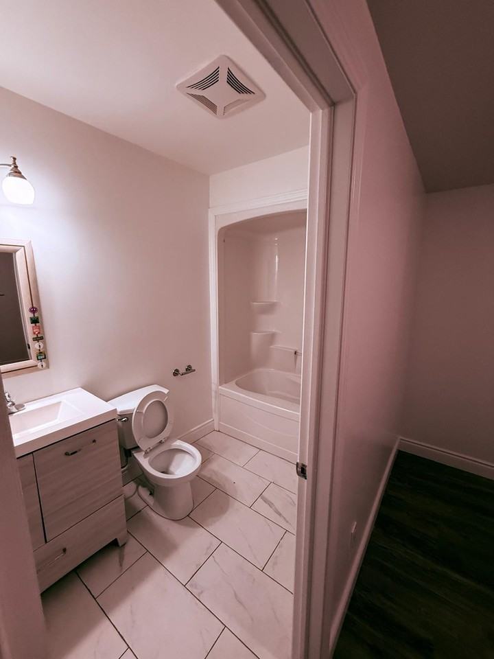 658 Caron Avenue - Photo 4 of 13