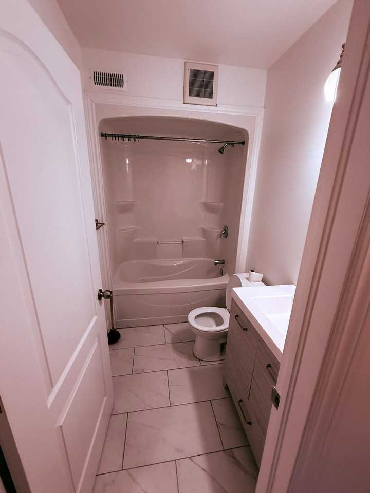 658 Caron Avenue - Photo 7 of 13