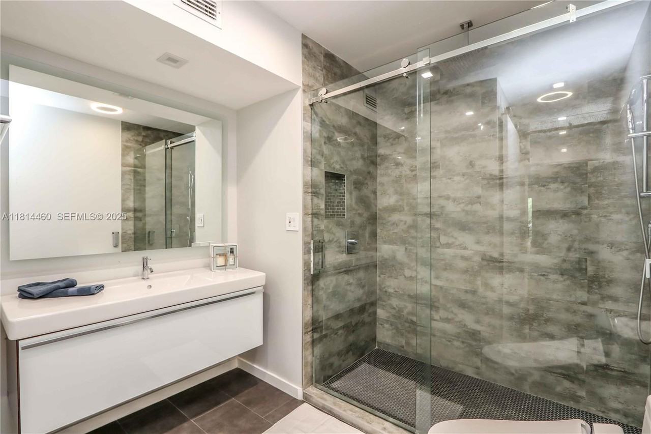 16424 Briar Patch Place #16424 - Photo 2 of 19