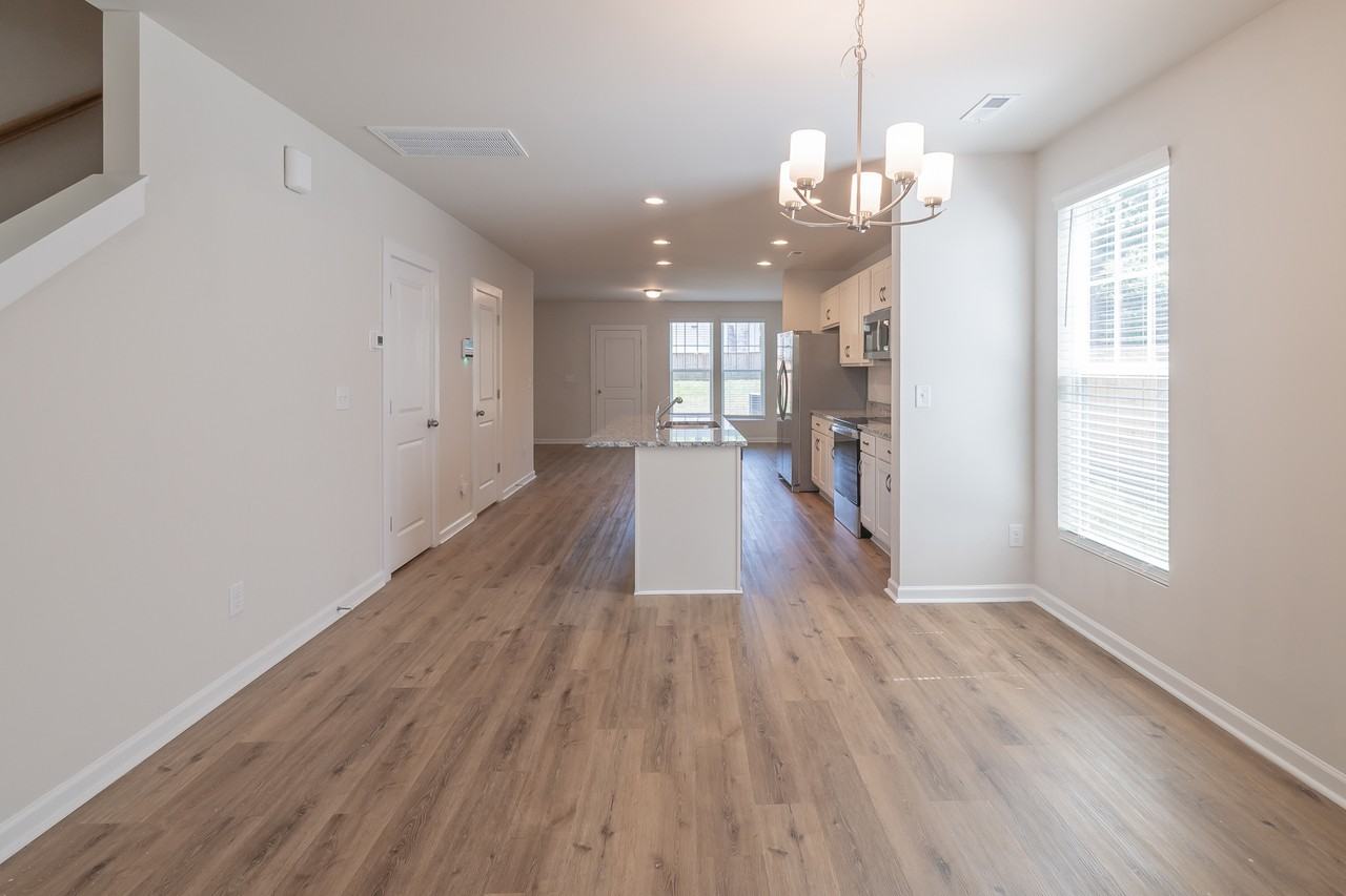 223 Hoskins Avenue Dr #1 - Photo 6 of 40